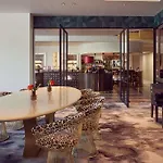 凡德尔瓦克内兰德 - 斯赫尔特吉恩波斯酒店 4* 尼兰
