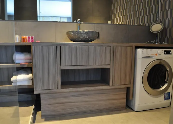 Der Valk - 's-hertogenbosch Нуланд